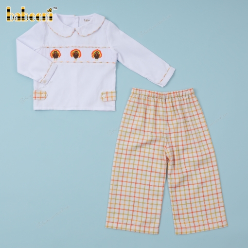 2-Piece Set in white hand smocked Embroidery For Boys - BB3424